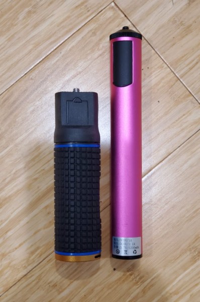 Vidpro PG-6 and generic version of the Andoer / Ulanzi BG-2