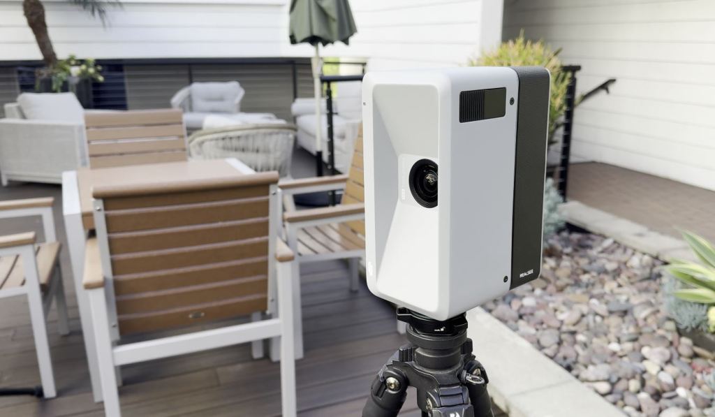 Realsee Galois M2 is a 3D virtual tour camera with LiDAR, similar to Matterport